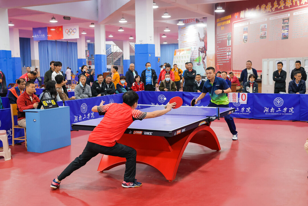 的六轮联赛 的六轮联赛