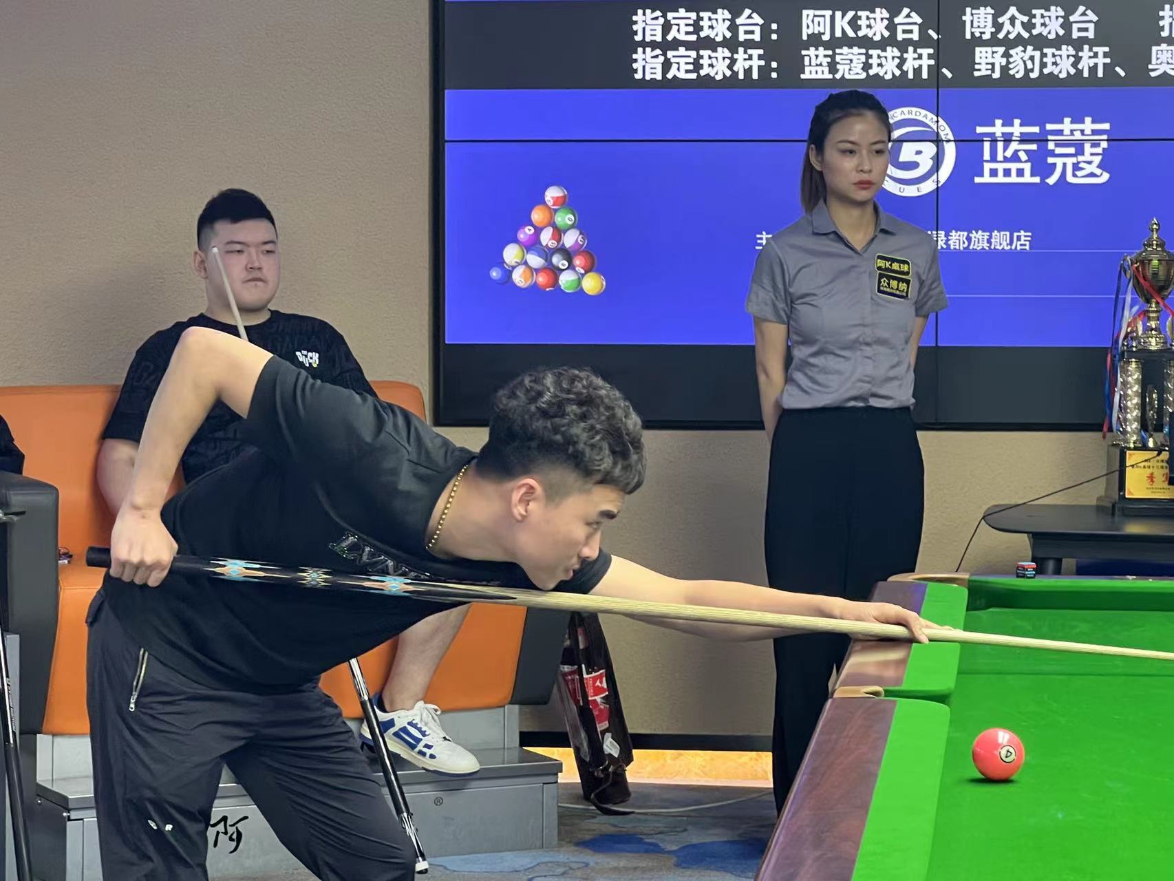 这场比赛的 这场比赛的