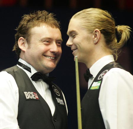 决的背景和 决的背景和