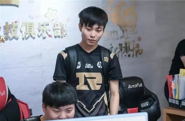 在阿森纳执 在阿森纳执