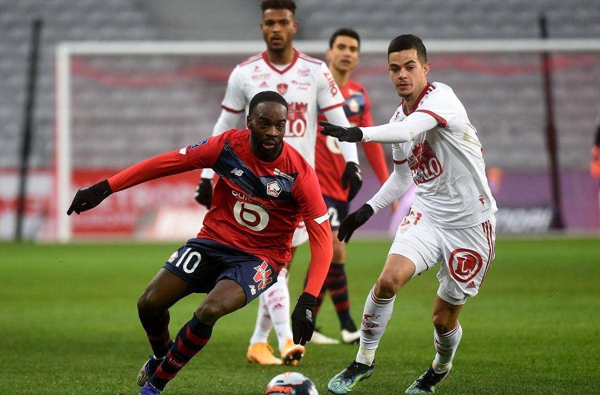 往往拥有顶 往往拥有顶